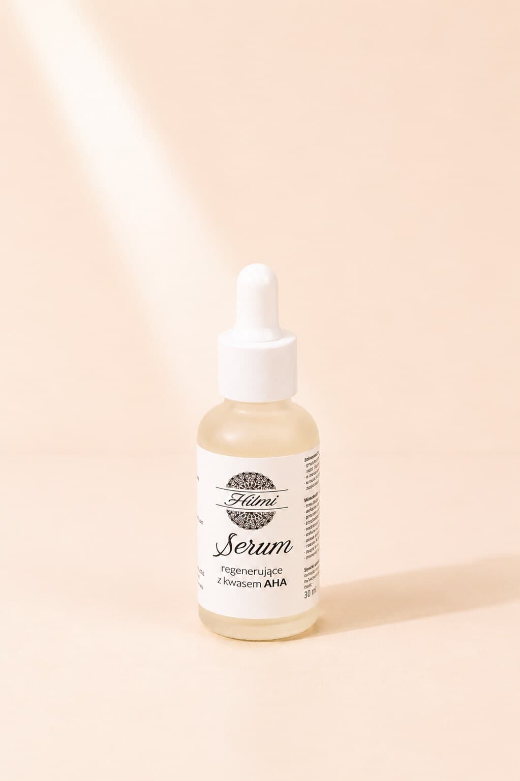 Serum regenerujące z kwasem AHA — zdjęcie 1