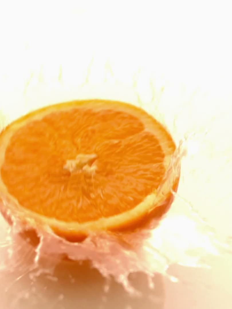 Serum intensywnie nawilżające do ciała Argan & Orange — film 5